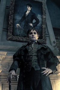 dark-shadows-johnny-depp-400x600